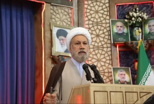 مردم ایران محاصره اقتصادی را نیز پشت سر می‌گذارد/با تخلفات اقتصادی برخورد قاطع شود