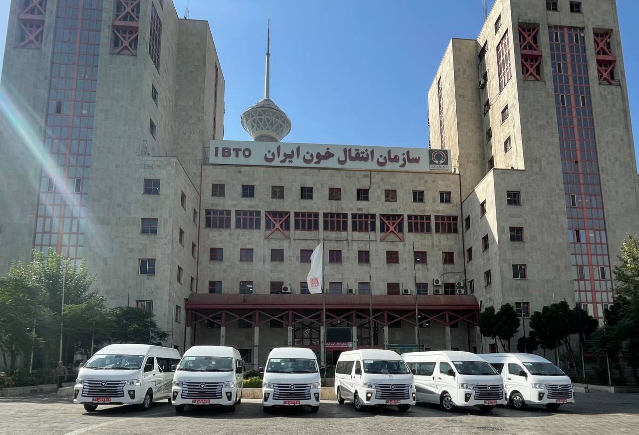 ۶ ون جدید به ناوگان سیار خونگیری اضافه شد