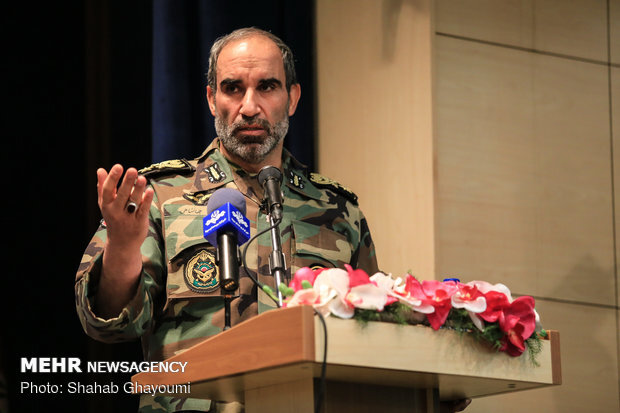 پیام سرتیپ علی جهانشاهی به فرمانده قرارگاه مشترک پدافند هوایی/ دریادار ایرانی: پدافند هوایی در جنگ اخیر با شجاعت و آمادگی، از حریم آسمان میهن دفاع کرد