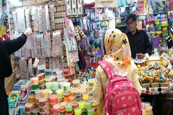 تأکید معاون هماهنگی امور اقتصادی استاندار ایلام: نظارت بر بازار در آستانه بازگشایی مدارس تشدید می‌شود