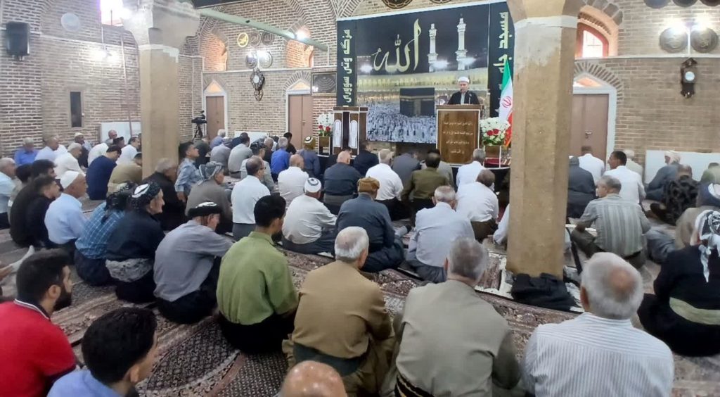 ماموستا امامی: مسئولان اقتصادی باید پاسخگوی مشکلات معیشتی مردم باشند