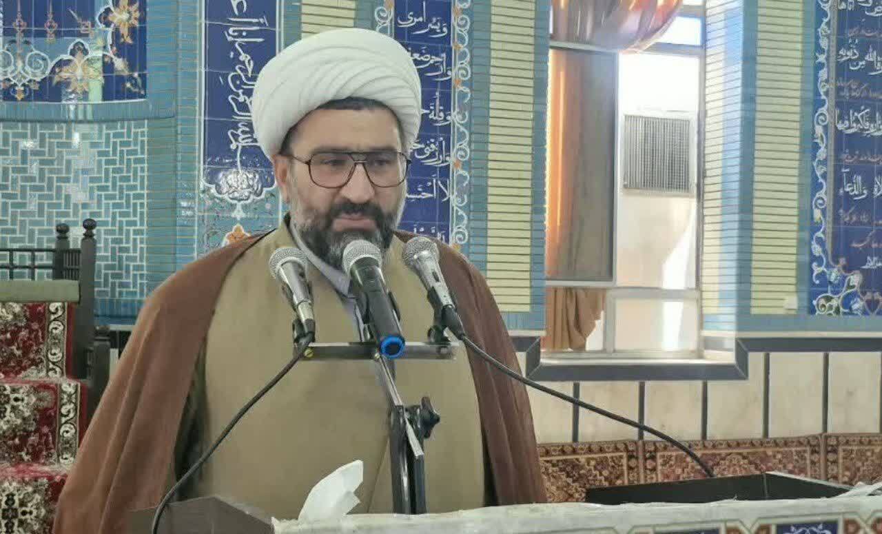 تاکیدامام جمعه پلدشت بر تجمعات خیابانی مردم به عنوان رکنی از قدرت ایران