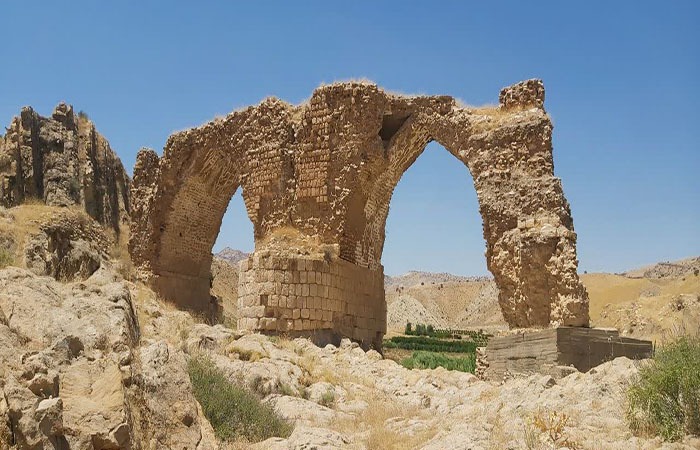 آغاز عملیات حفاظت و مرمت پل تاریخی سیاه‌پله لرستان