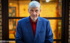 واکنش منصور حقیقت پور به اظهارات اخیر سعید جلیلی: خوشحالیم که از صلح حدیبیه صحبت می کند اما باید در دادگاه نظامی محاکمه صحرایی شود!