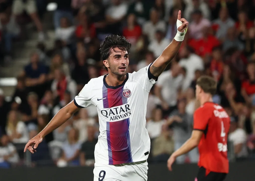 فران تورس: با رفتن به PSG یک قدم رو به جلو برداشتم؛ عضو قهرمان اروپا هستم