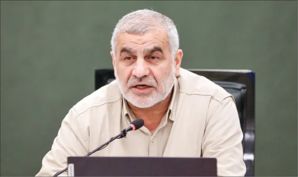 این جنگ عرصه مگس‌ها نیست، خارج شوید