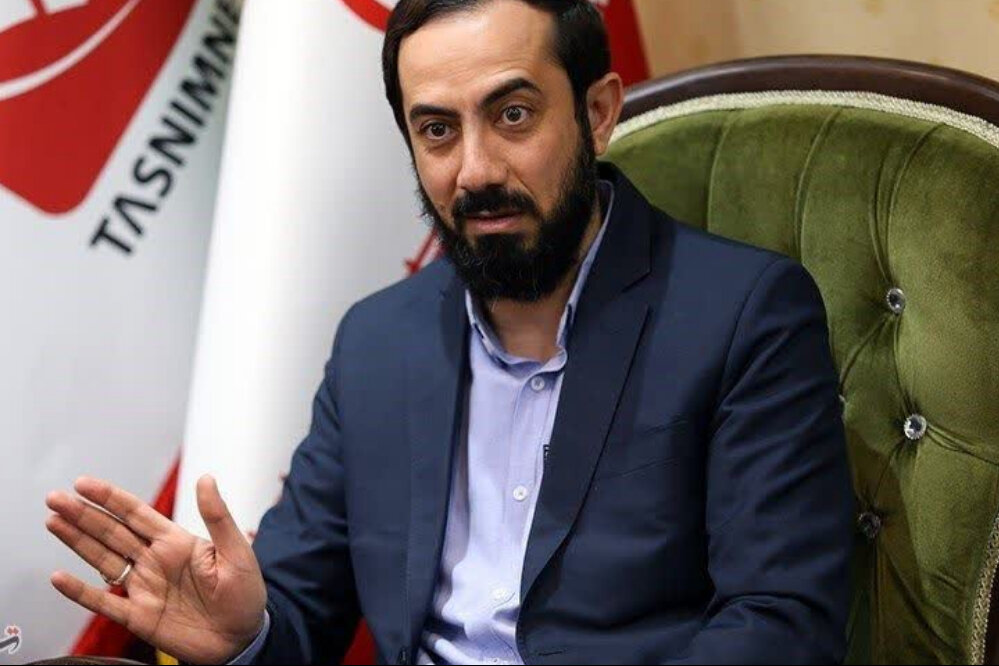 ماراتن ادامه دار حملات چهره های دولت سیزدهم به حسن روحانی؛ سخت ترین شرایط کشور در دوران ریاست جمهوری او رقم خورد/ او از سوی مردم طرد شده است!