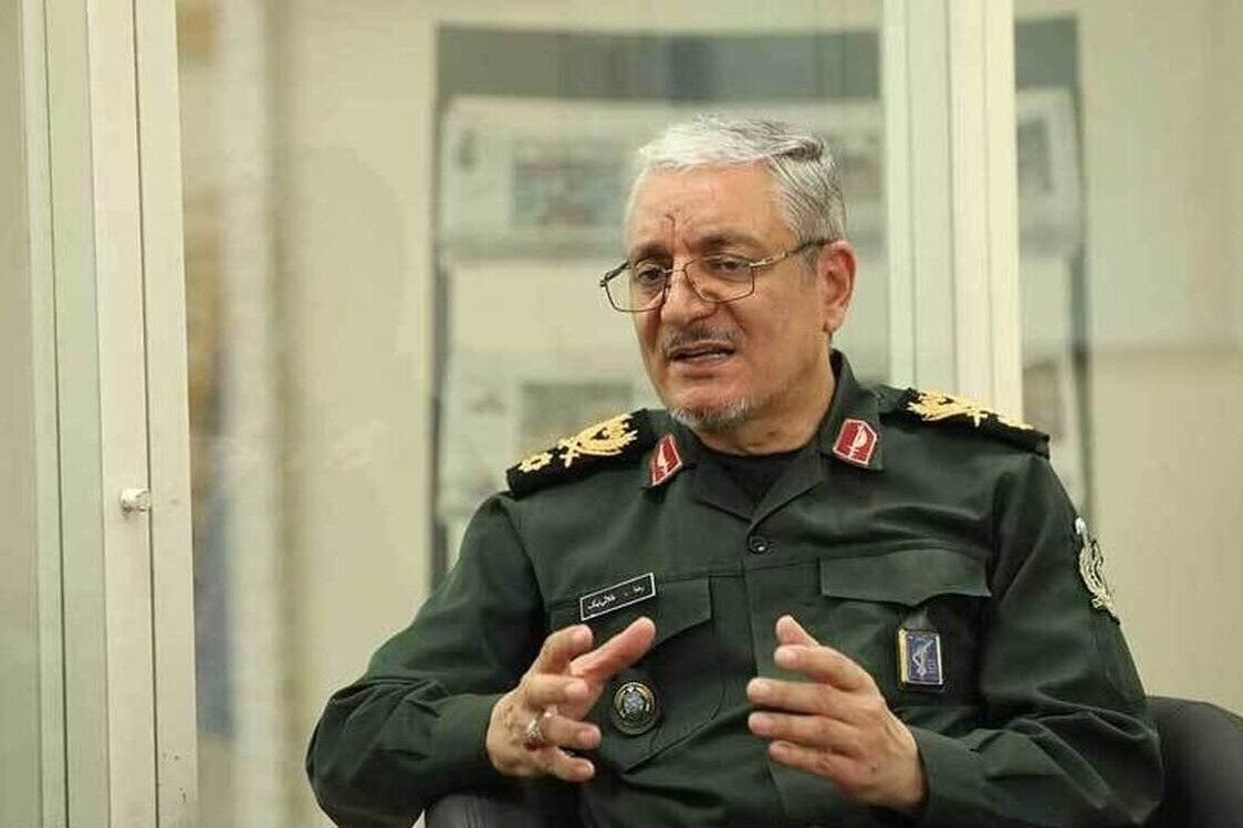 دستور مهم به فرماندهان جدید نیروهای مسلح/ سخنگوی وزارت دفاع: «رویکرد تهاجمی» ضرورتی راهبردی در برابر تهدیدات فراسرزمینی است