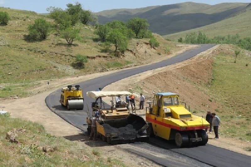 ۱۸۰ کیلومتر راه روستایی و فرعی چهارمحال‌وبختیاری احداث و روکش شد