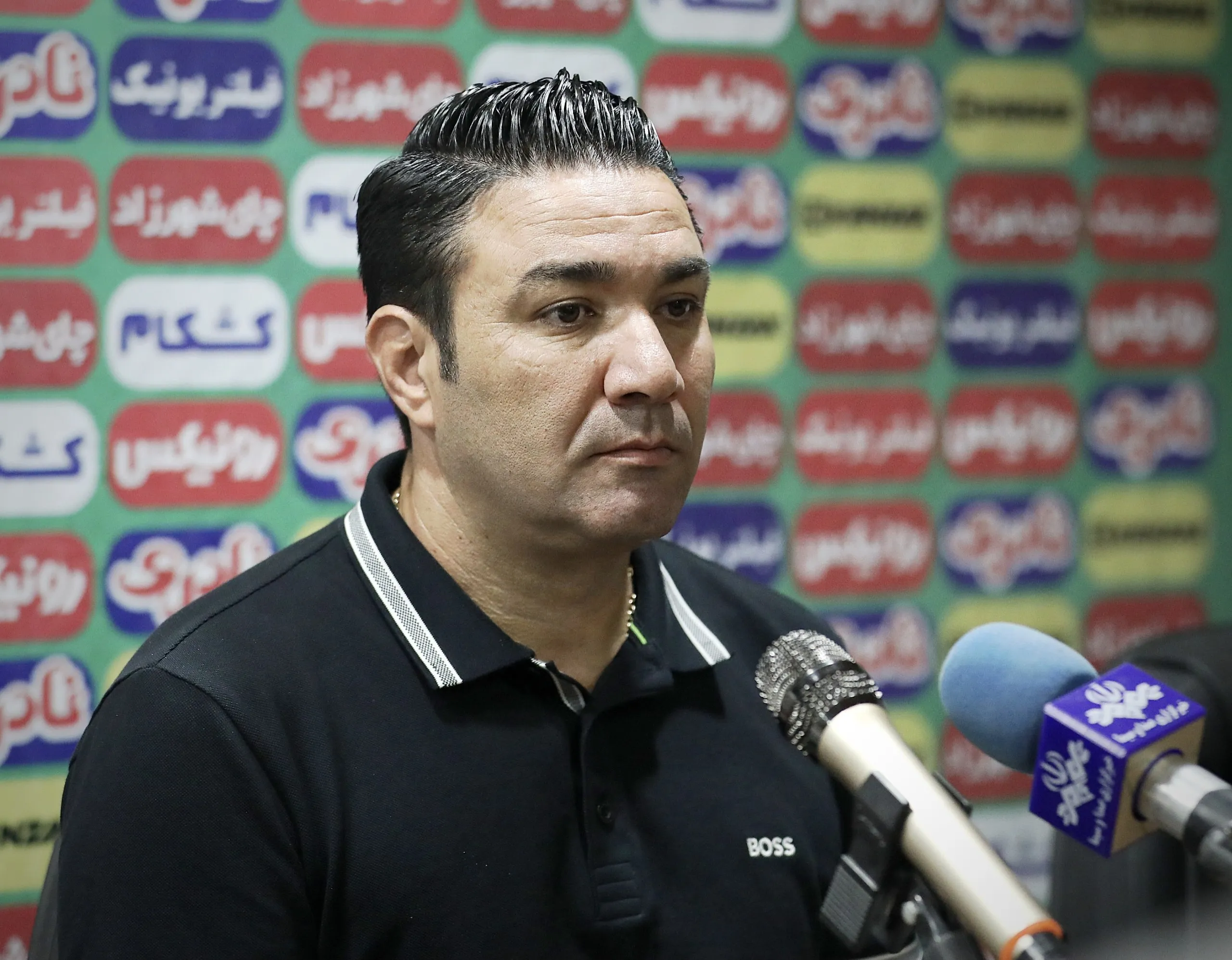 نکونام: خطاهای بازیکنان شمس‌آذر خطرناک بود؛ داور می‌خواست بازی زودتر تمام شود/ کاری می‌کنند تراکتور دست‌بسته به آسیا رود