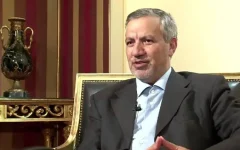 مهاجرانی هشدار داد: دفاع از ایران را بهانه جنگ‌طلبی و حذف منتقدان نکنید