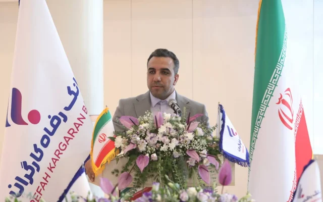 عملکرد بانک رفاه کارگران در حوزه حاکمیت شرکتی شایسته قدردانی است