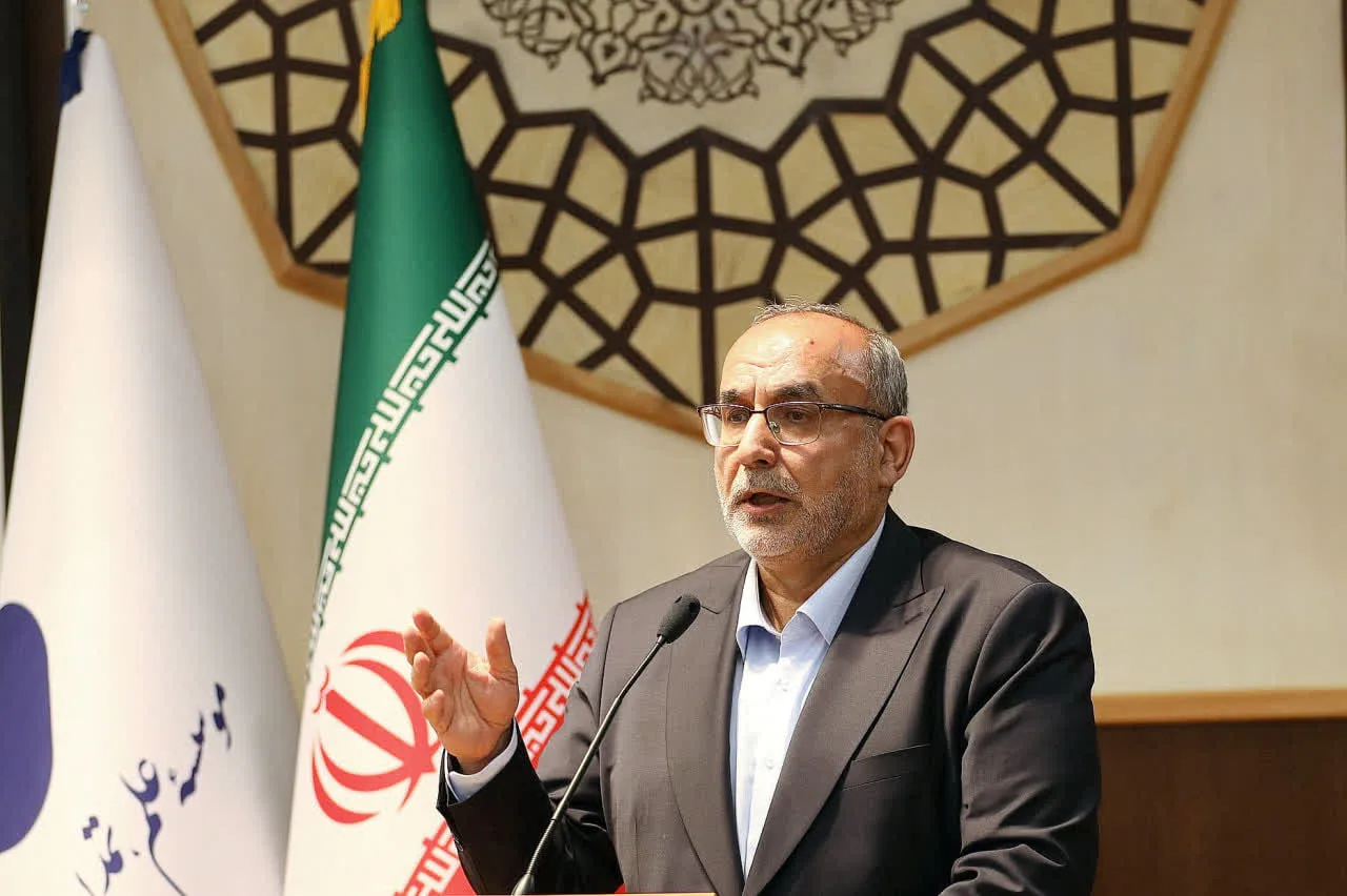 فقیه باید سکان هدایت هوش مصنوعی در عرصه دین را در دست بگیرد