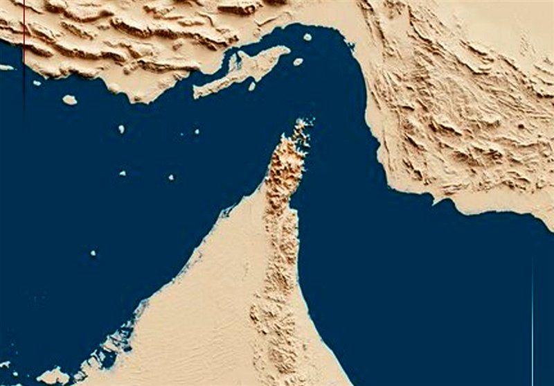 ادعای ترامپ درباره تنگه هرمز زیر سؤال رفت/ فارن پالیسی: فقط ۳۰ کشتی در روز عبور می‌کنند!