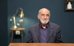 حمله حسین شریعتمداری به حسن روحانی و محمد خاتمی / مراکز قضائی و امنیتی کاری کنند