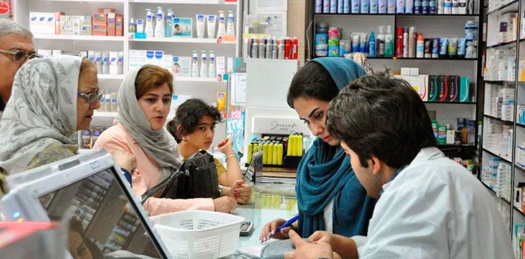 پرواز قیمت دارو در یک سال/ آموکسی‌سیلین از ۳۲۰ هزار تومان به ۱.۲ میلیون رسید