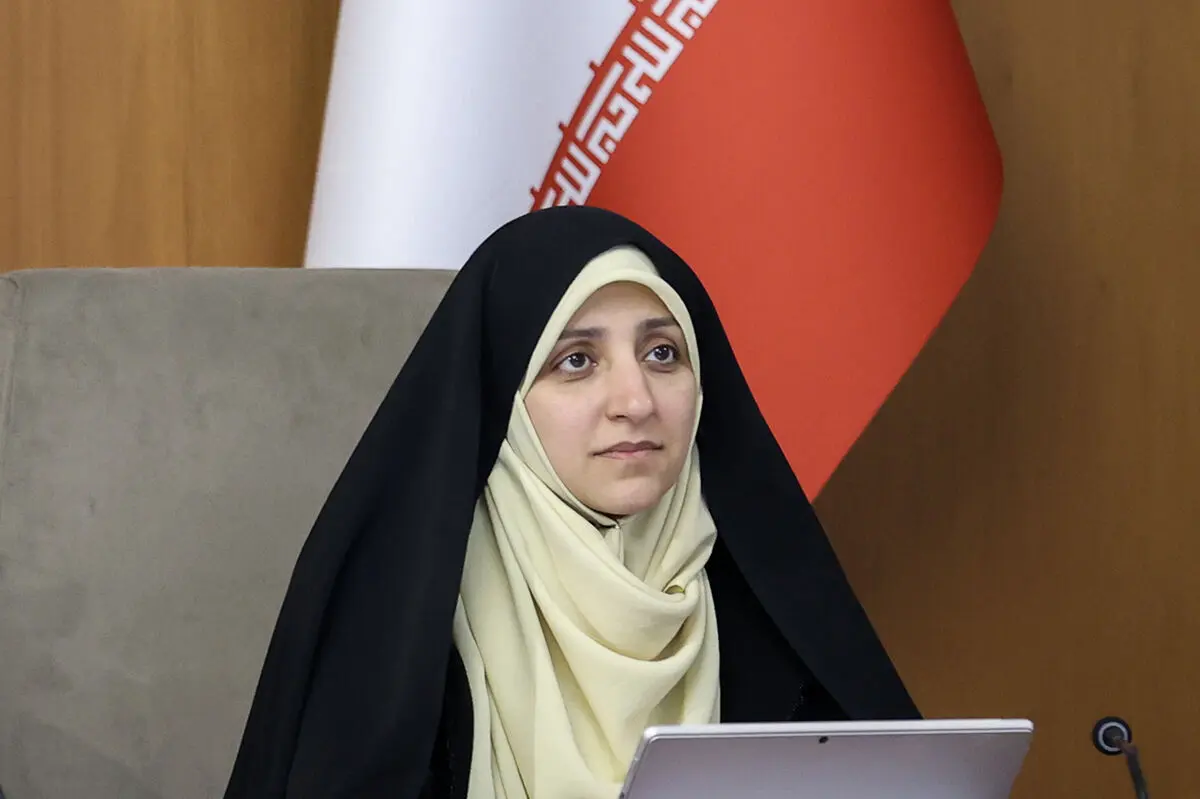 دختران مجرد ایرانی بالای ۳۰ سال می‌توانند تخکمهایشان را فریز کنند