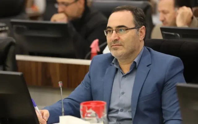 یک شهردار برکنار شد