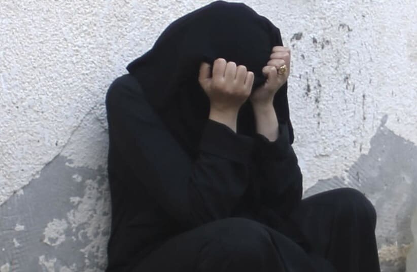 زن فریبکار با جلب اعتماد خانوادهها نقشه مجرمانهاش را اجرا میکرد