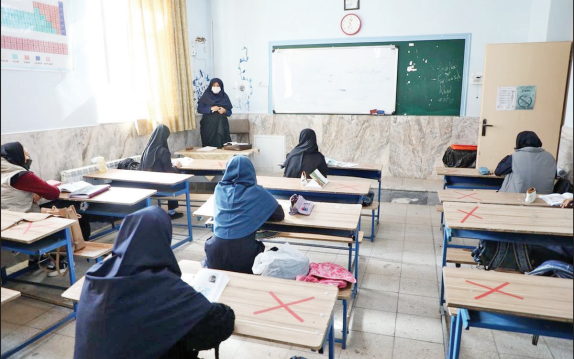 سخنگوی دولت: رد خبر مجازی بودن مدارس در سال تحصیلی جاری/ آموزش‌ها به صورت حضوری برگزار خواهد شد، مگر اینکه شرایط اضطراری و پیش‌بینی نشده‌ای رخ دهد