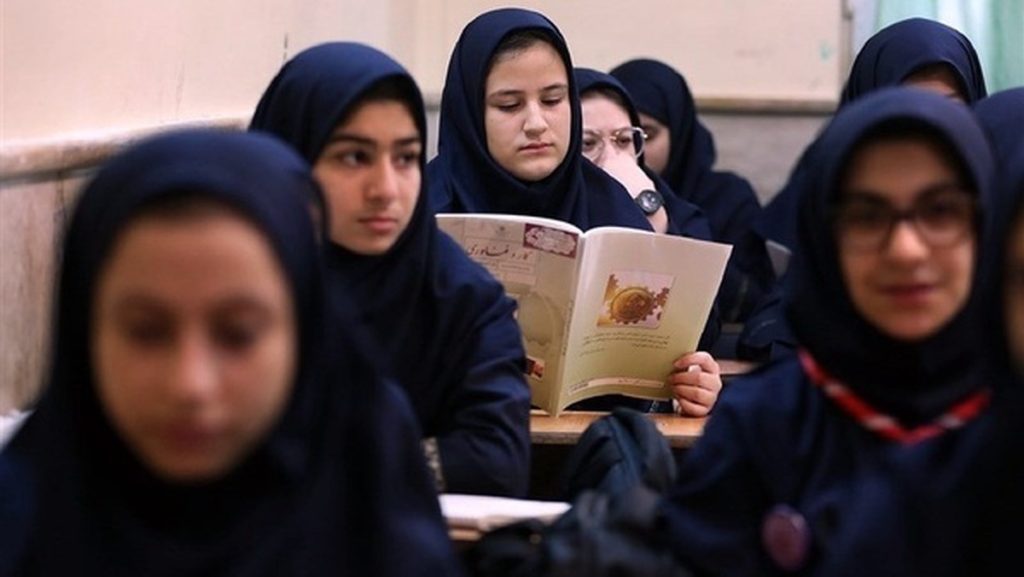 سخنگوی آموزش و پرورش: سال تحصیلی جدید از اول مهربه صورت حضوری آغاز می‌شود