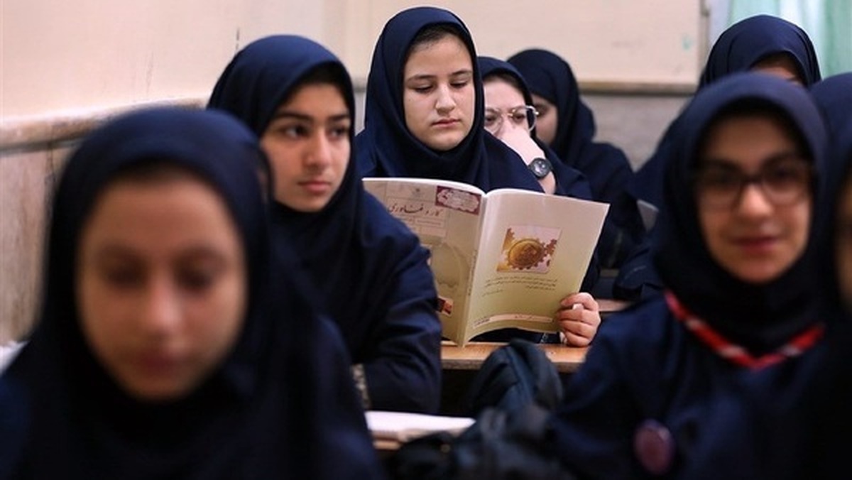سخنگوی آموزش و پرورش: سال تحصیلی جدید از اول مهربه صورت حضوری آغاز می‌شود