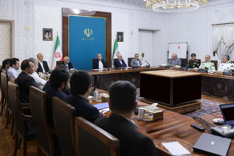 آنچه در کارگروه‌های مختلف مدیریت مصرف سوخت تصمیم‌گیری می‌شود، به اطلاع مردم برسد