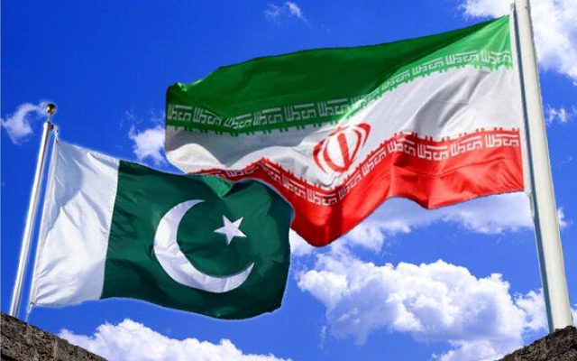 درخواست پاکستان از ایران درباره درگیری یمن و عربستان به روایت رویترز