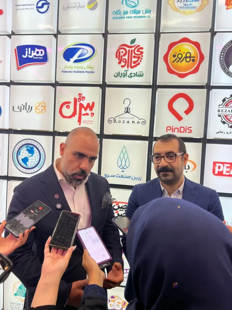 توسعه خطوط اعتباری زرین با همکاری باروک