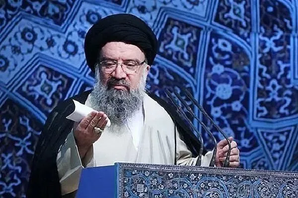 پاسخ کوبنده خطیب جمعه تهران به ترامپ / خاتمی: جنگ قاعده دارد، اما ترامپ لعنتی قاعده سرش نمی‌شود