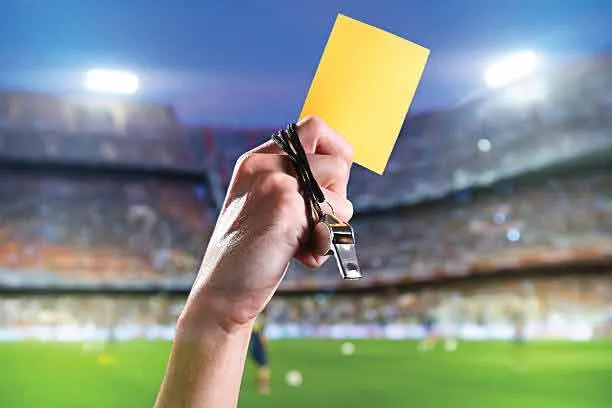 حواس‌تان به داوری باشد!