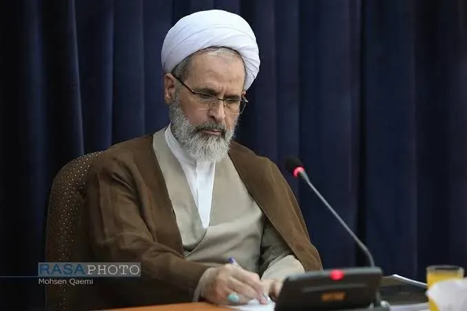 تبریک آیت‌الله اعرافی به فرماندهان عالی نیرو‌های مسلح