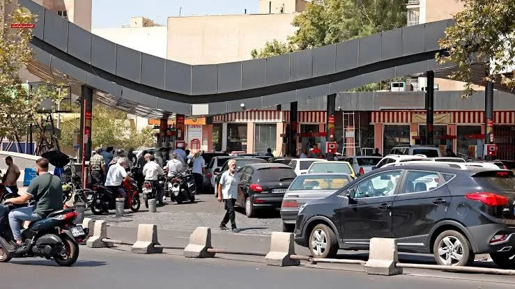 پس‌لرزه‌های بنزین ۱۰ هزار تومانی؛ پایان مسافرکشی پاره‌وقت و آغاز موج تازه گرانی