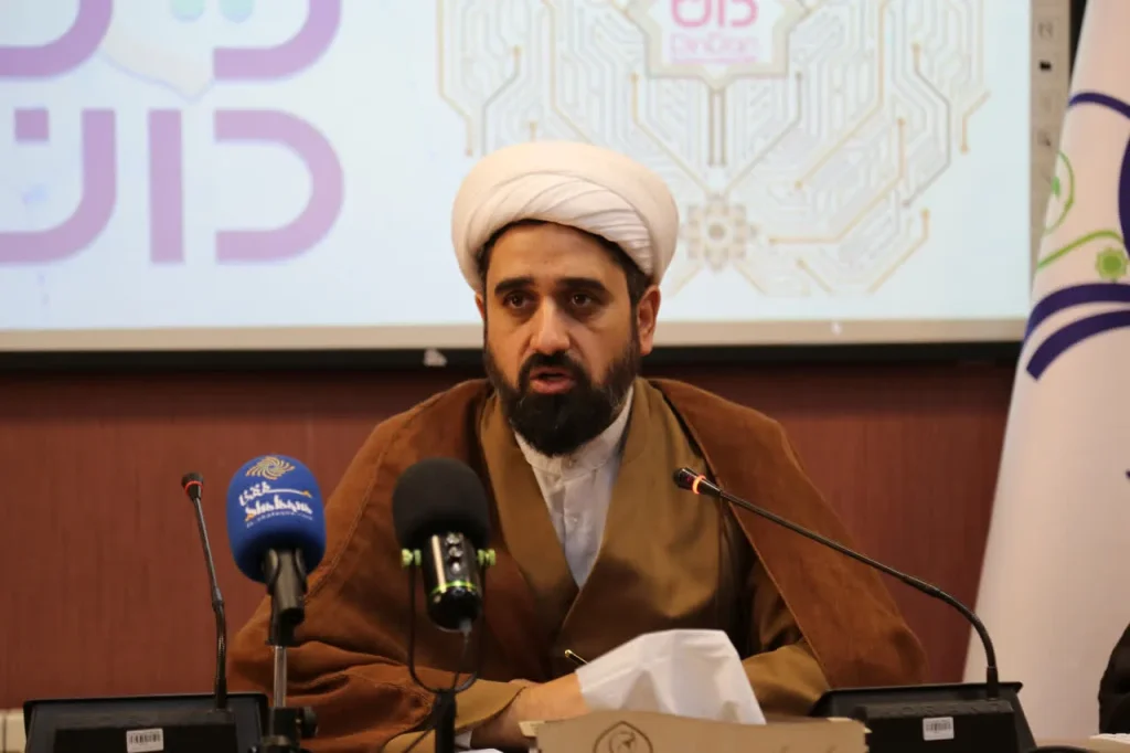 «دین‌دان» گام بومی حوزه در عصر هوش مصنوعی برای پاسخگویی به نیازهای دینی نسل دیجیتال