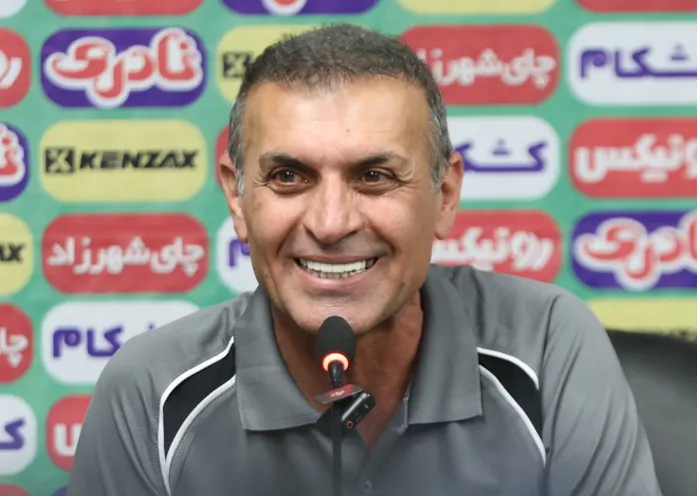 استعفای ویسی: وقتی هوادار مرا نمی‌خواهد، لمپن نیستم که بمانم/ از امشب دیگر برای ذوب‌آهن کار نخواهم کرد