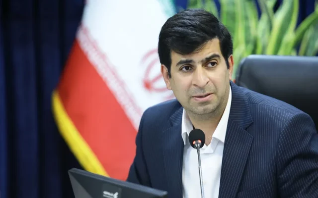 تشریح راهکار‌های تأمین مالی غیرتورمی ریسک‌های نوظهور توسط عضو هیئت‌مدیره بانک رفاه کارگران