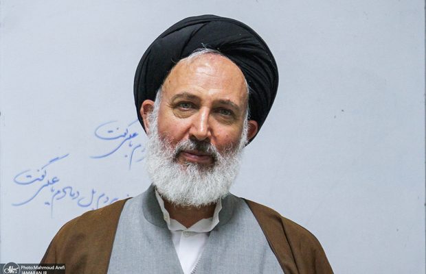 آیت الله ایازی: آیت الله العظمی شبیری هیچ‌گاه دلبسته حضور در عرصه قدرت نشدند/ دیدار آیت الله العظمی شبیری با آقای خاتمی با واکنش تند آیت‌الله یزدی مواجه شد