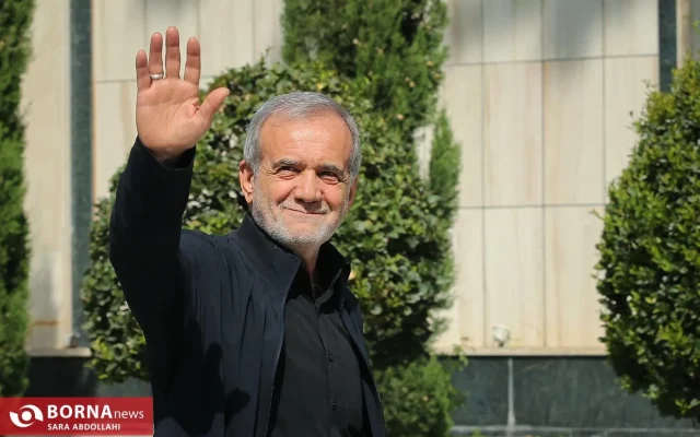 قدردانی پزشکیان از حضور حماسی ملت بزرگ ایران/ با هم برای ایران می‌ایستیم و برای سربلندی ایران تلاش می‌‌کنیم