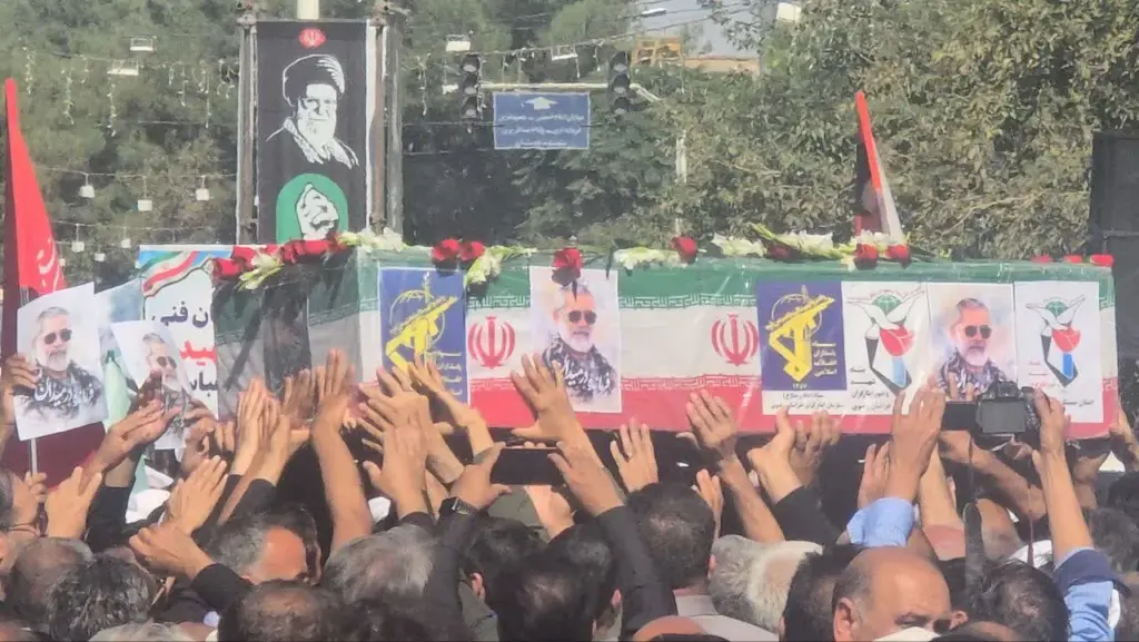 پیکر شهید سردار «حسین ظریفی» در گناباد تشییع شد