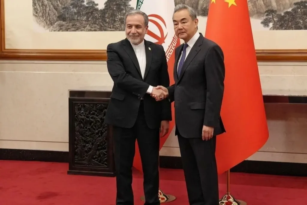 ایران از چین خواست در میانجیگری با آمریکا نقش پررنگتری ایفا کند