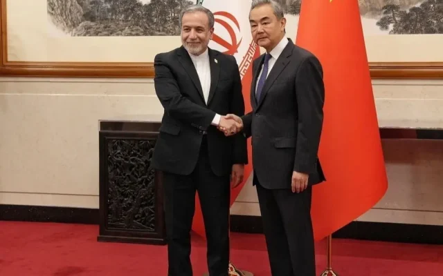 ایران از چین خواست در میانجیگری با آمریکا نقش پررنگتری ایفا کند