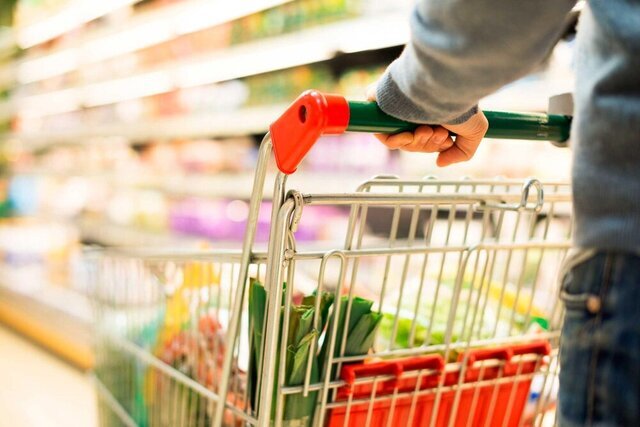 توزیع مستقیم کالا‌های اساسی برای مردم دزفول