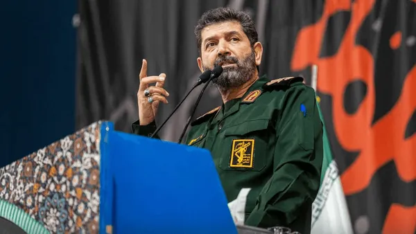 سردار حسن‌زاده: ملت ایران عقب ننشست، ایستاد و پیروز شد