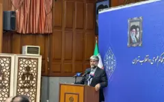 برگزاری آیین تکریم و معارفه قائم مقام دادگستری کل استان و رئیس کل محاکم عمومی و انقلاب تهران/ عتباتی: مدیران قضایی باید در دسترس مردم باشند