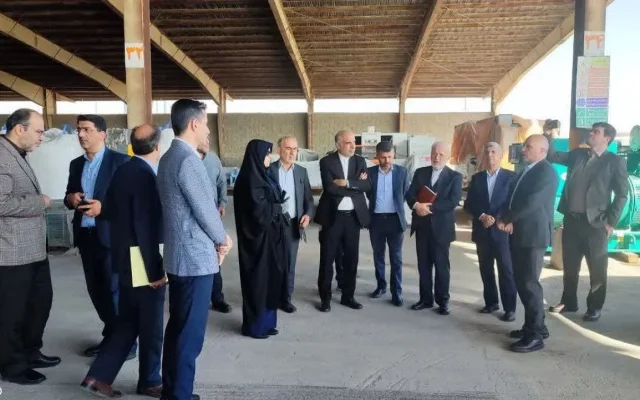 کمیسیون اقتصادی مجلس موانع تجارت خارجی و ترخیص کالا در گمرکات اصفهان را بررسی کرد