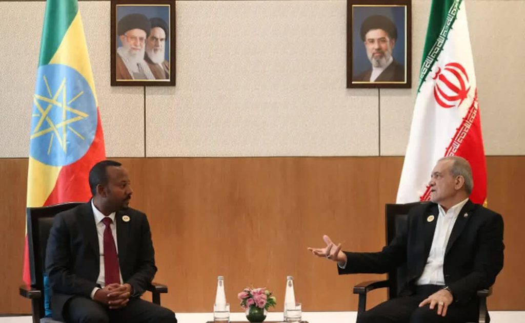 پزشکیان: حضور آمریکا در منطقه، عامل خونریزی است/ مردم ایران با تمام توان در برابر تجاوز دشمن ایستادهاند