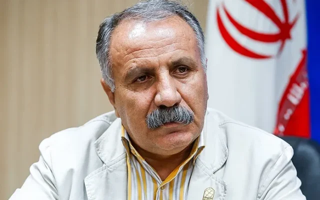 فهم درست ادبیات در نظام آموزشی تست محور ممکن نیست