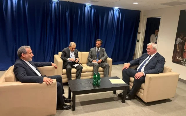 ایران و اوکراین بر ادامه تماس‌ها برای جلوگیری از تشدید تنش توافق کردند