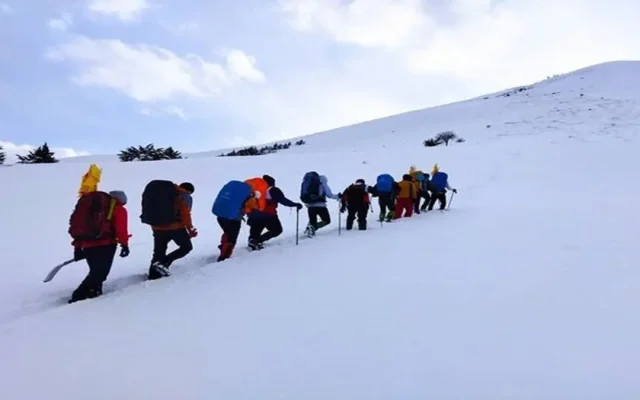 هشدار به کوهنوردان / وزش باد شدید و رگبار در کوهستانهای کشور