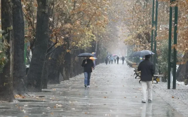 وضعیت آب‌وهوای کشور امروز پنجشنبه ۲ مهر / بارش باران در برخی مناطق شمالی کشور طی روزهای پیش رو
